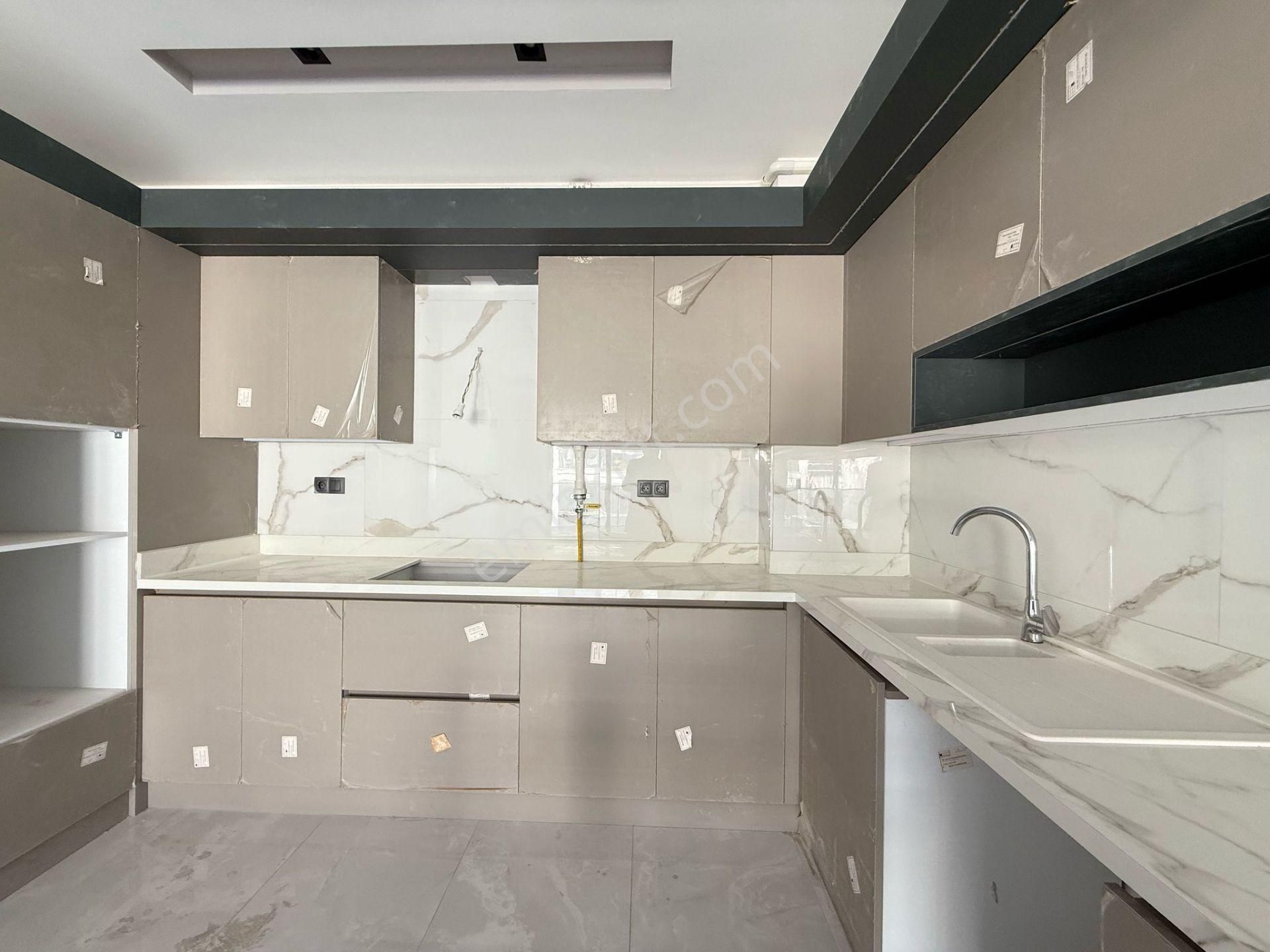 Merkezi Konum-7/24 Guvenlık-acık/kapalı Havuz-otopark-hamam-sauna-yerden Isıtma-yeni-lüx-2+1 - Görsel 16