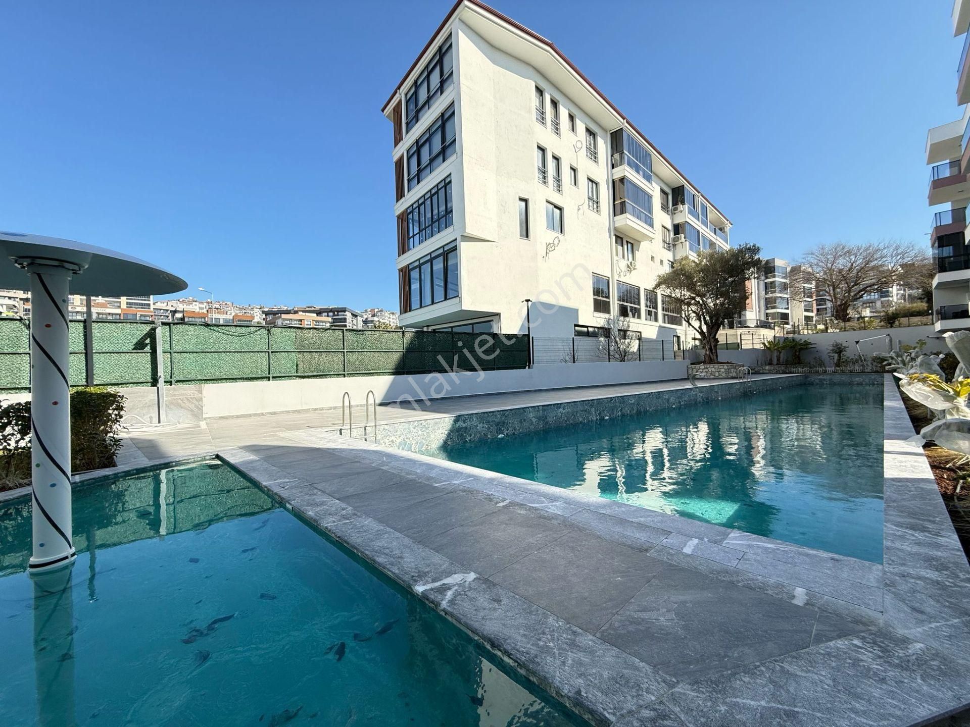 Merkezi Konum-7/24 Guvenlık-acık/kapalı Havuz-otopark-hamam-sauna-yerden Isıtma-yeni-lüx-2+1 - Görsel 4