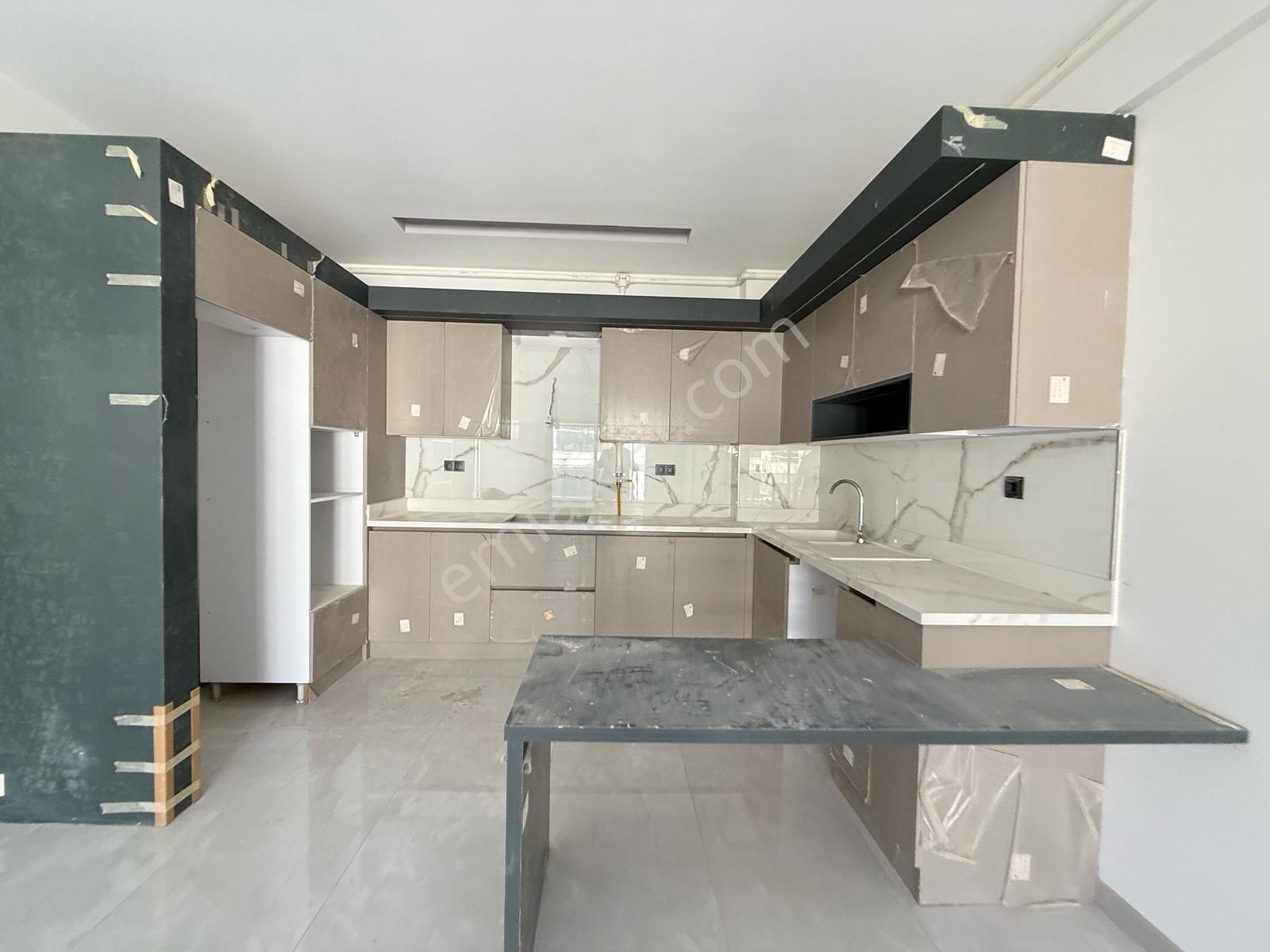 Merkezi Konum-7/24 Guvenlık-acık/kapalı Havuz-otopark-hamam-sauna-yerden Isıtma-yeni-lüx-2+1 - Görsel 29