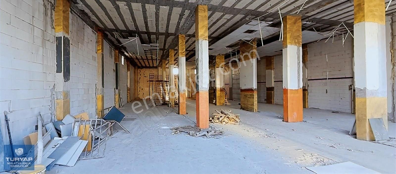 Yeşilyurt Karakavak Kiralık Dükkan & Mağaza Altın Kaysı Bulvarında Cadde Üstü 600 M2 Kiralık Dükkan