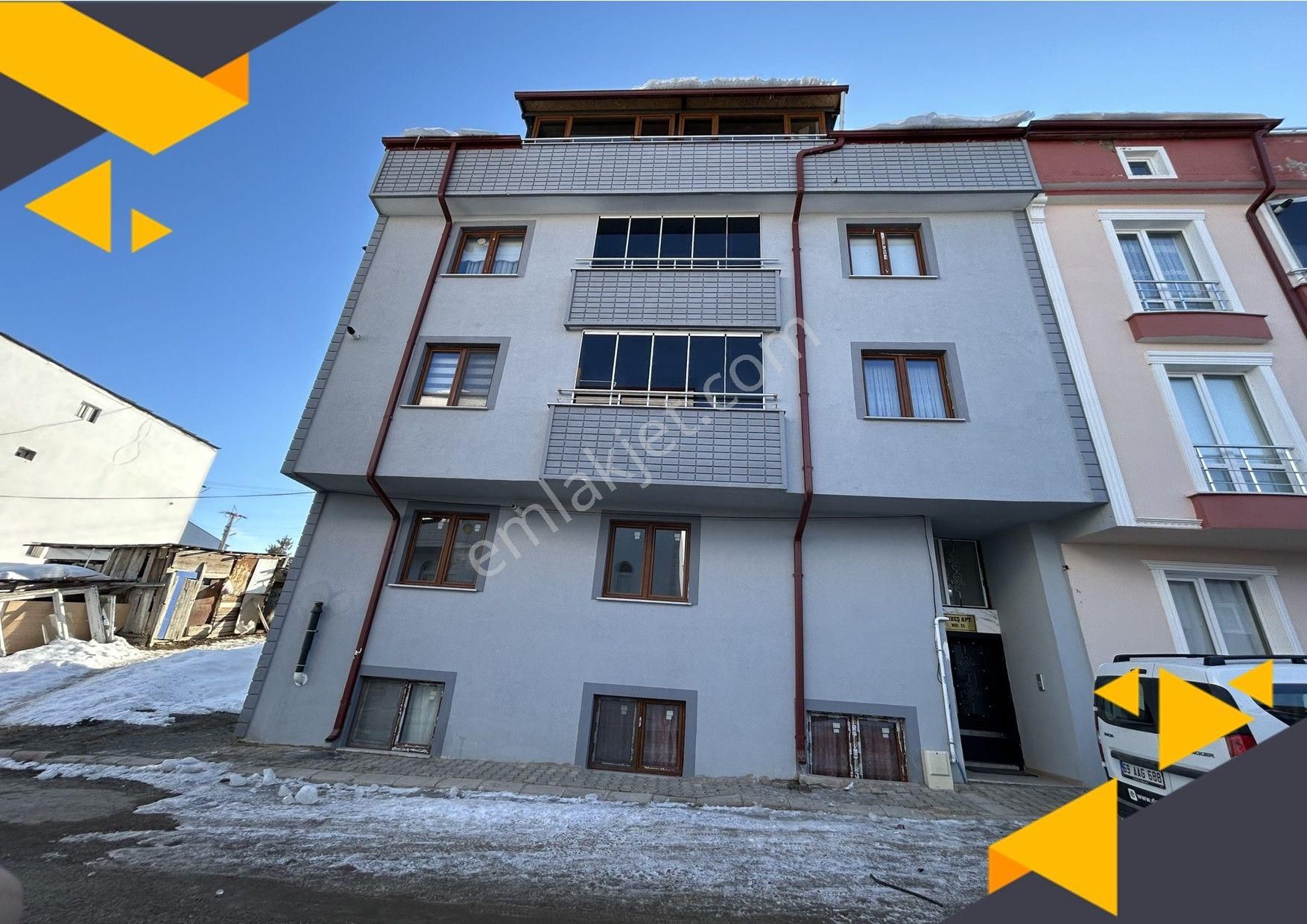 Bayburt Merkez Esentepe Kiralık Daire Esentepe Mahallesi'nde 3+1 Sıfır Geniş Daire Fırsatı