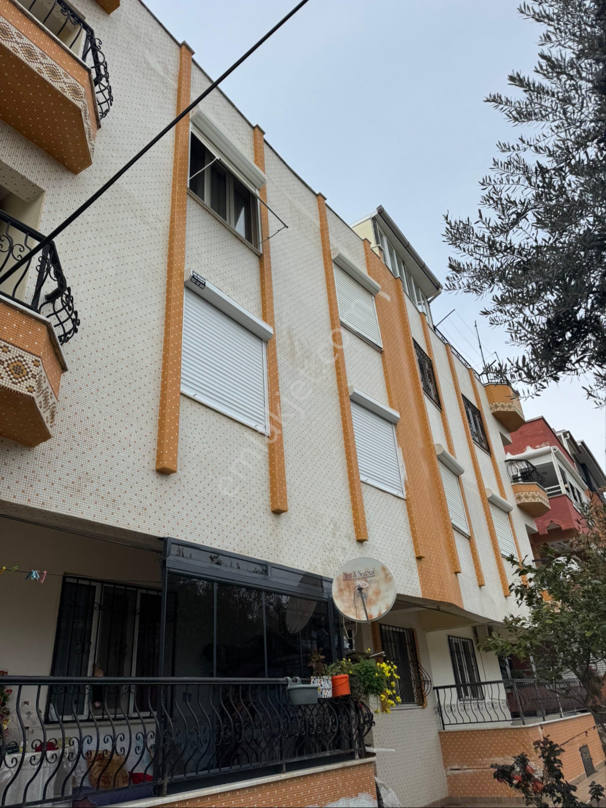 Didim Çamlık Satılık Yazlık Sahibinden Denize 600 Mt2+1 80 M2 Sağlik Ocağı 20mt(takasa Açik)