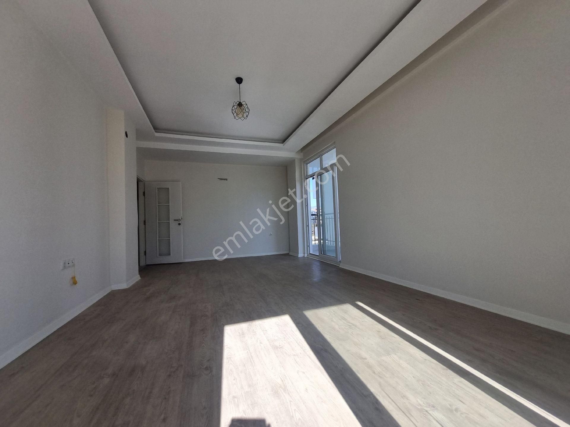 Manavgat Sarılar Satılık Daire Manavgat Sarılar'da Satılık Sıfır Geniş 3+1 Dubleks Daire