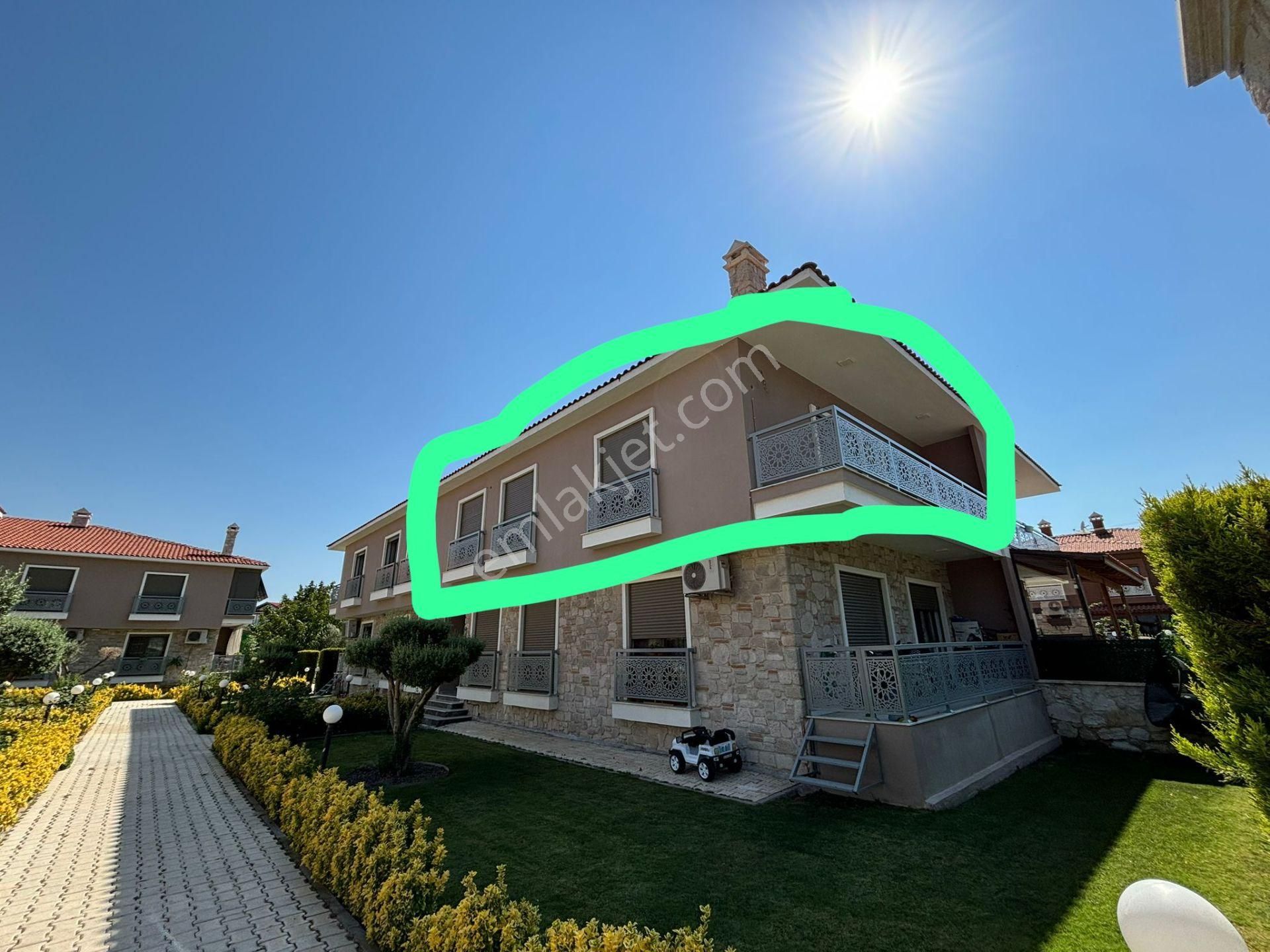 Foça Hacıveli Kiralık Daire Foca Ruzgar Evlerı 3 Sıtesınde Kıralık Daıre