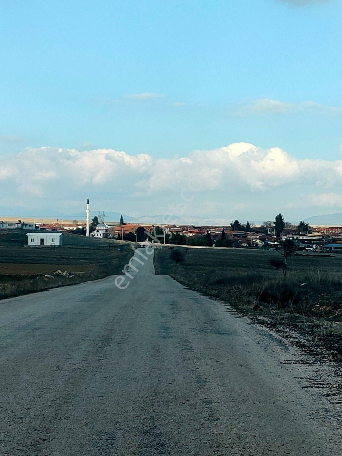 Başmakçı Küllüce Köyü Satılık Konut İmarlı Bölgenin En Uygun Fiyatlı İmarlı Arsası Sizlerle 431 M2!!