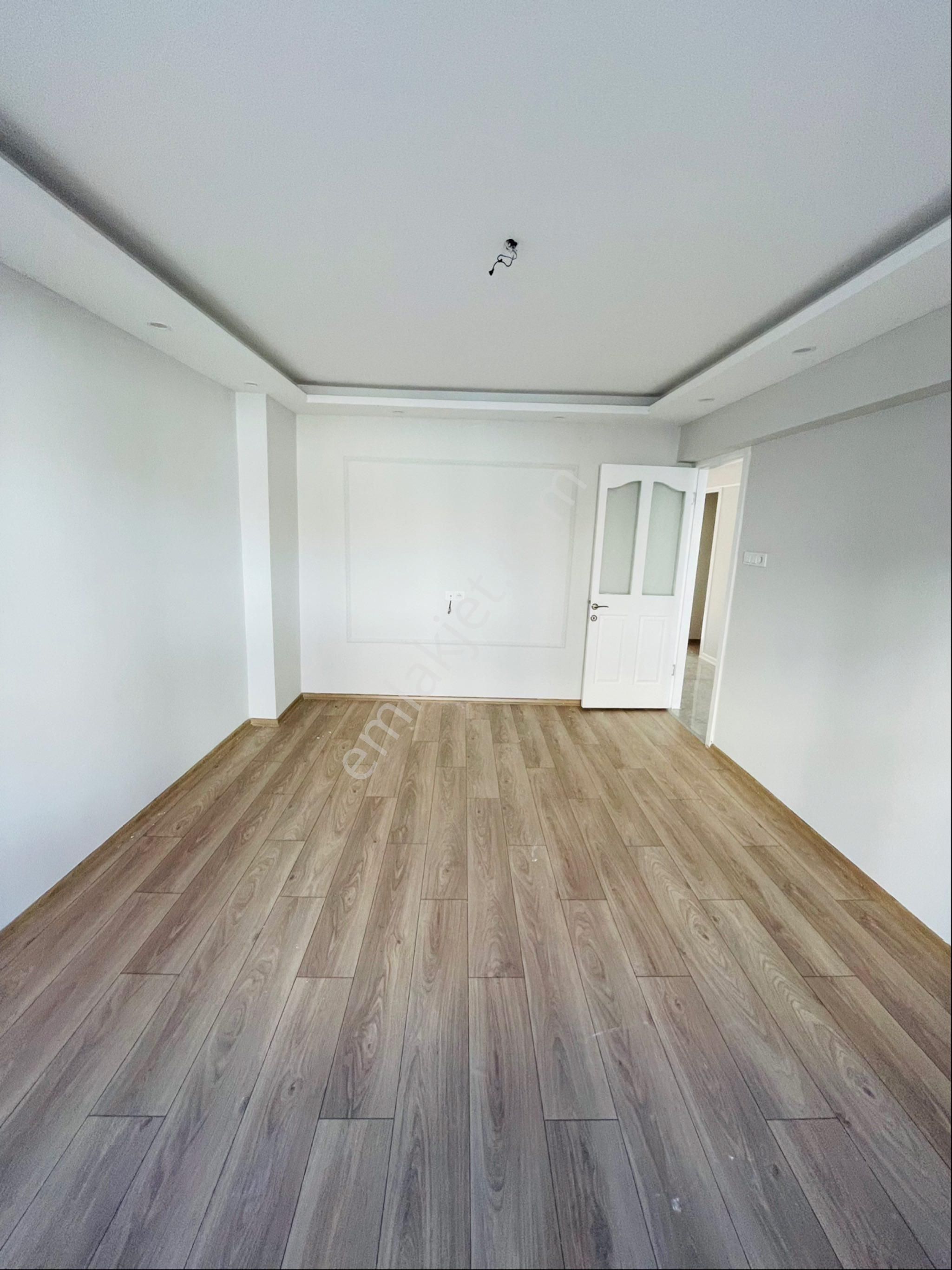 Yunusemre Tevfikiye Satılık Daire Yunusemreteyfikiye Mh Satılık 3+1///125m2//3 Balkon Lu Daire Satılıktır