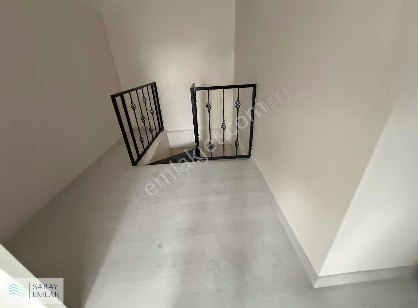 Saray Emlaktan Satılık Ful Tadilatlı Yapılmış Dübleks Daire