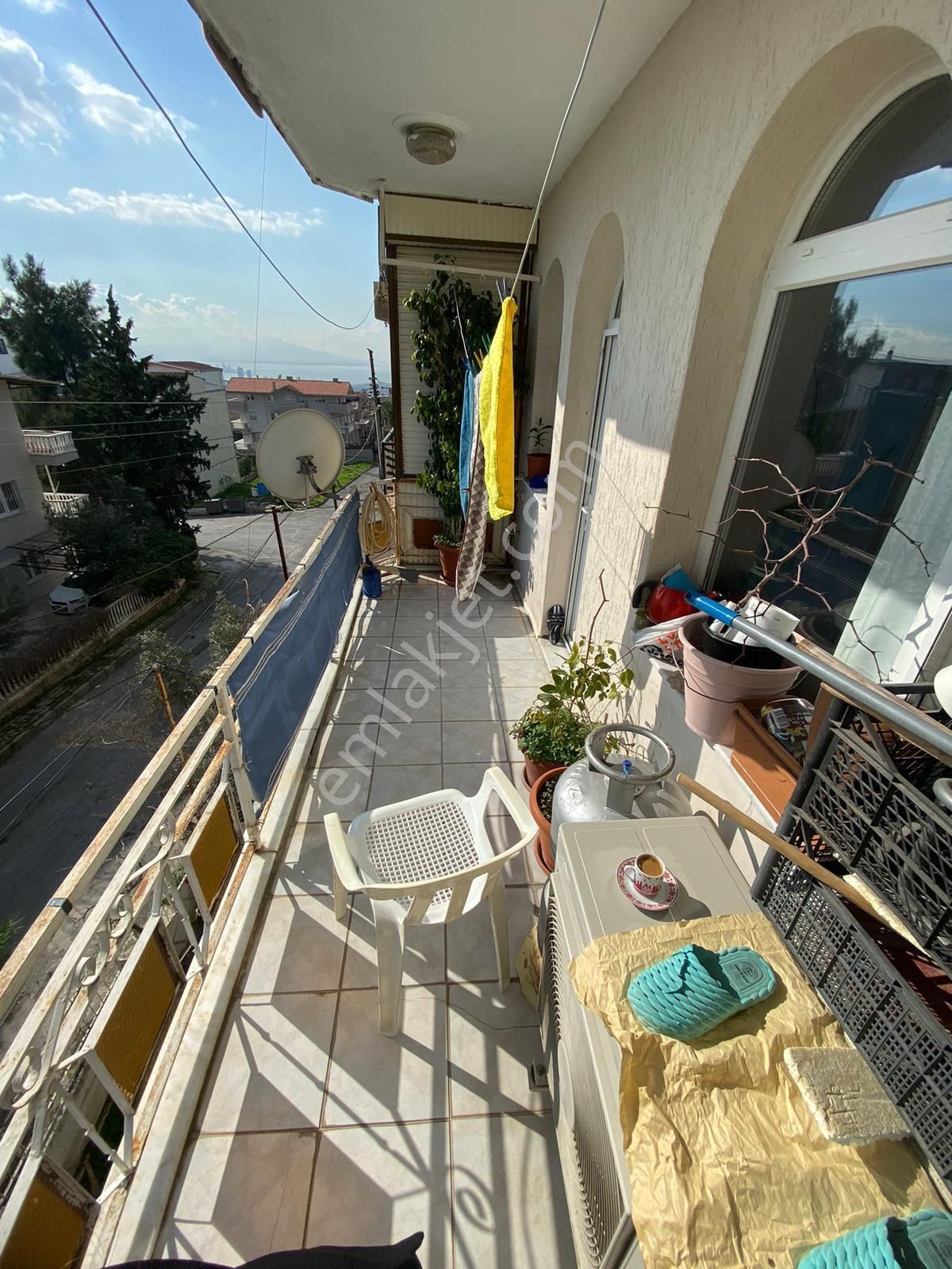 Bornova İnönü Satılık Daire İzmir Bornova İnönü (ergene)mah.3+1 Deniz Manzaralı Geniş Daire