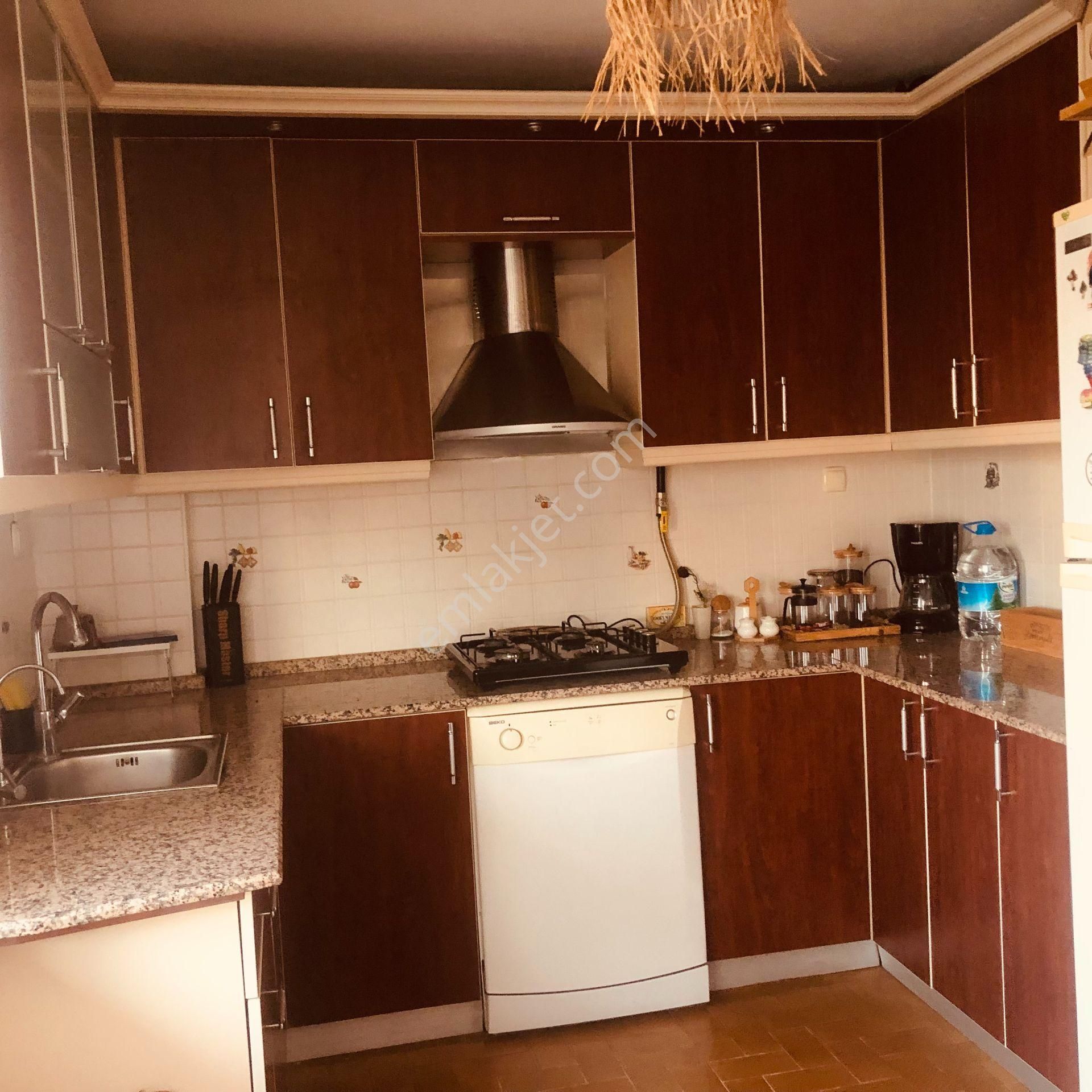 Karşıyaka( Bostanlı ) Yalı Mahallesinde Satılık 3+1 Daire - Görsel 15