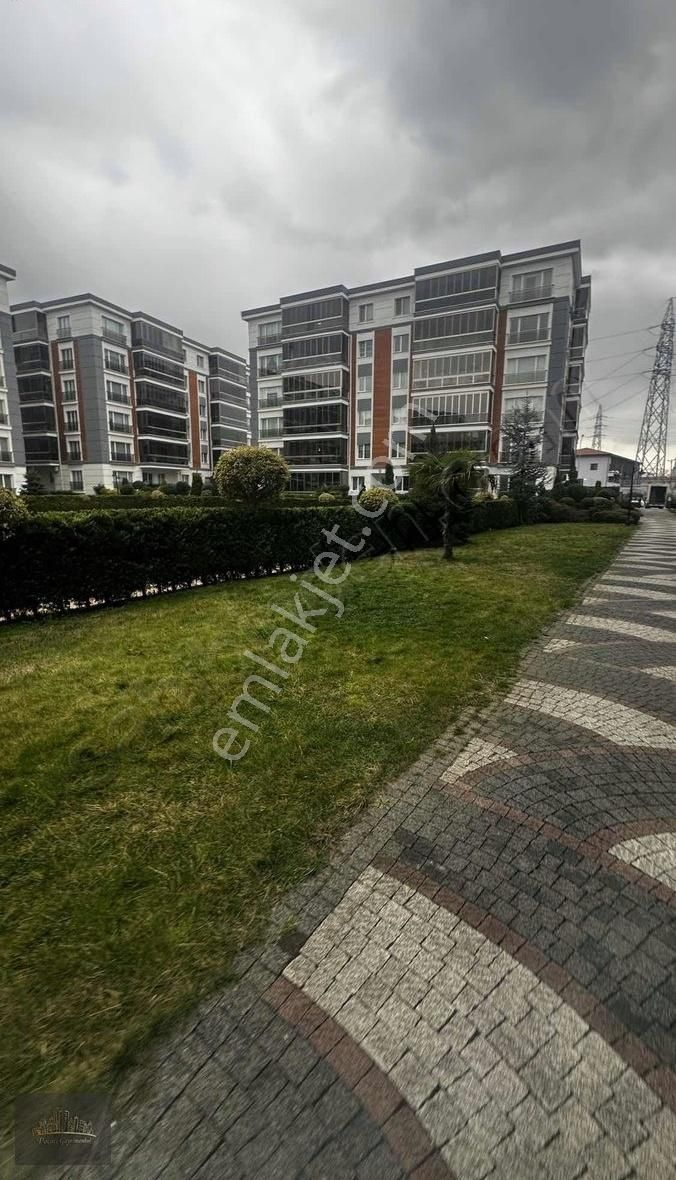 Çorlu Kazımiye Satılık Daire Çorlu Şelale Park Evlerinde Satılık 3+1 Daire