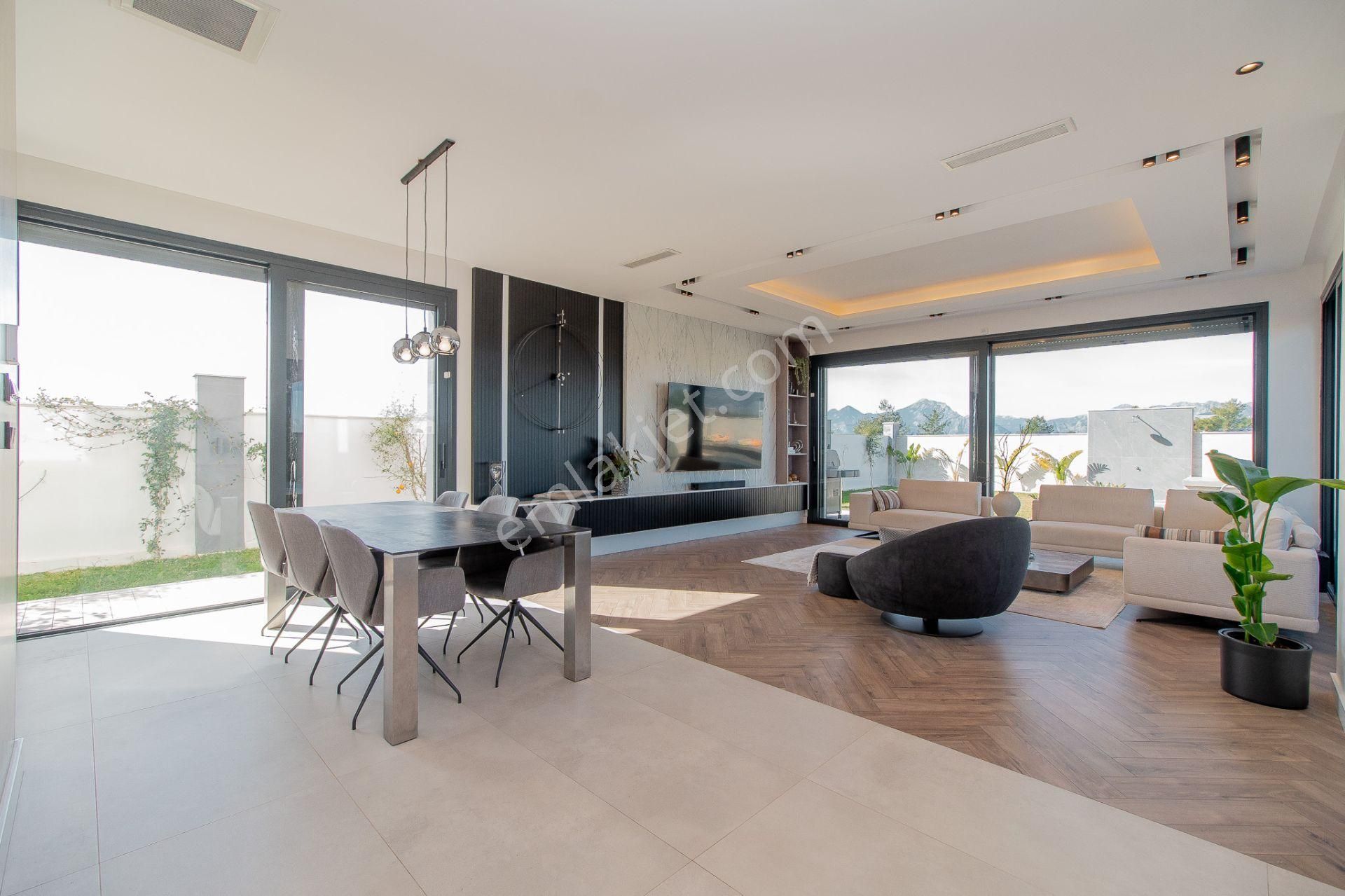 Antalya Döşemealtı Yeşilbayır'da 7+1 Satılık Ultra Lüks Villa - Görsel 10