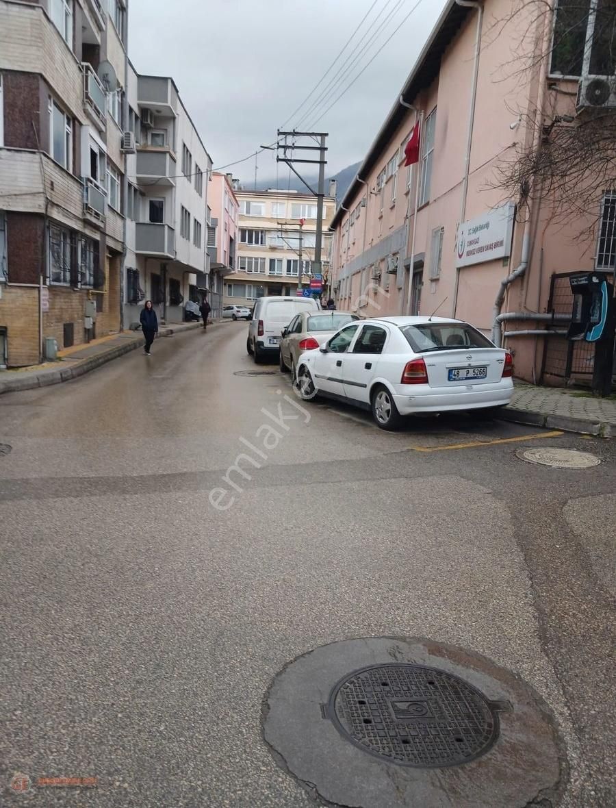 Osmangazi İbrahimpaşa Satılık Daire Heykel De Full Manzaralı Satılık Ara Kat Daire