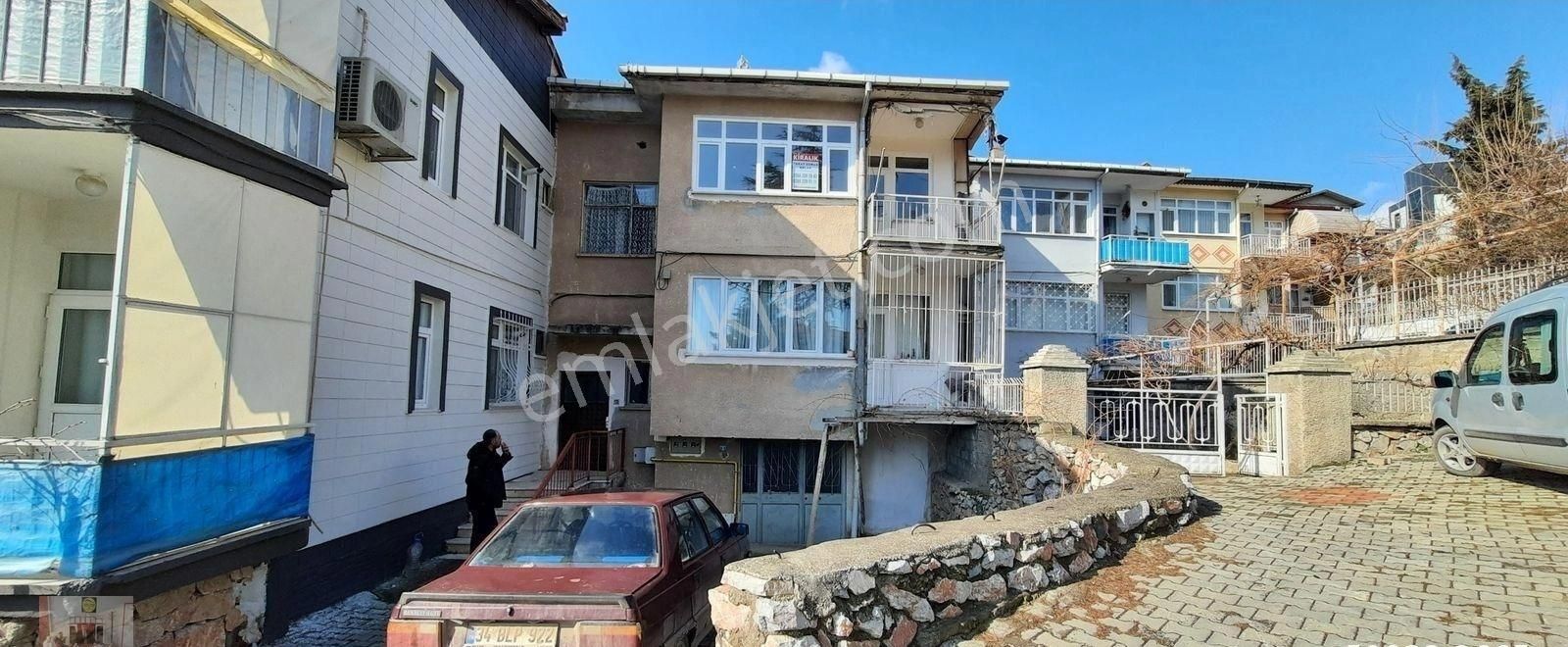 Tokat Merkez Altıyüzevler Kiralık Daire Altıyüzevler Camii Karşısında Kiralık 3+1 Daire