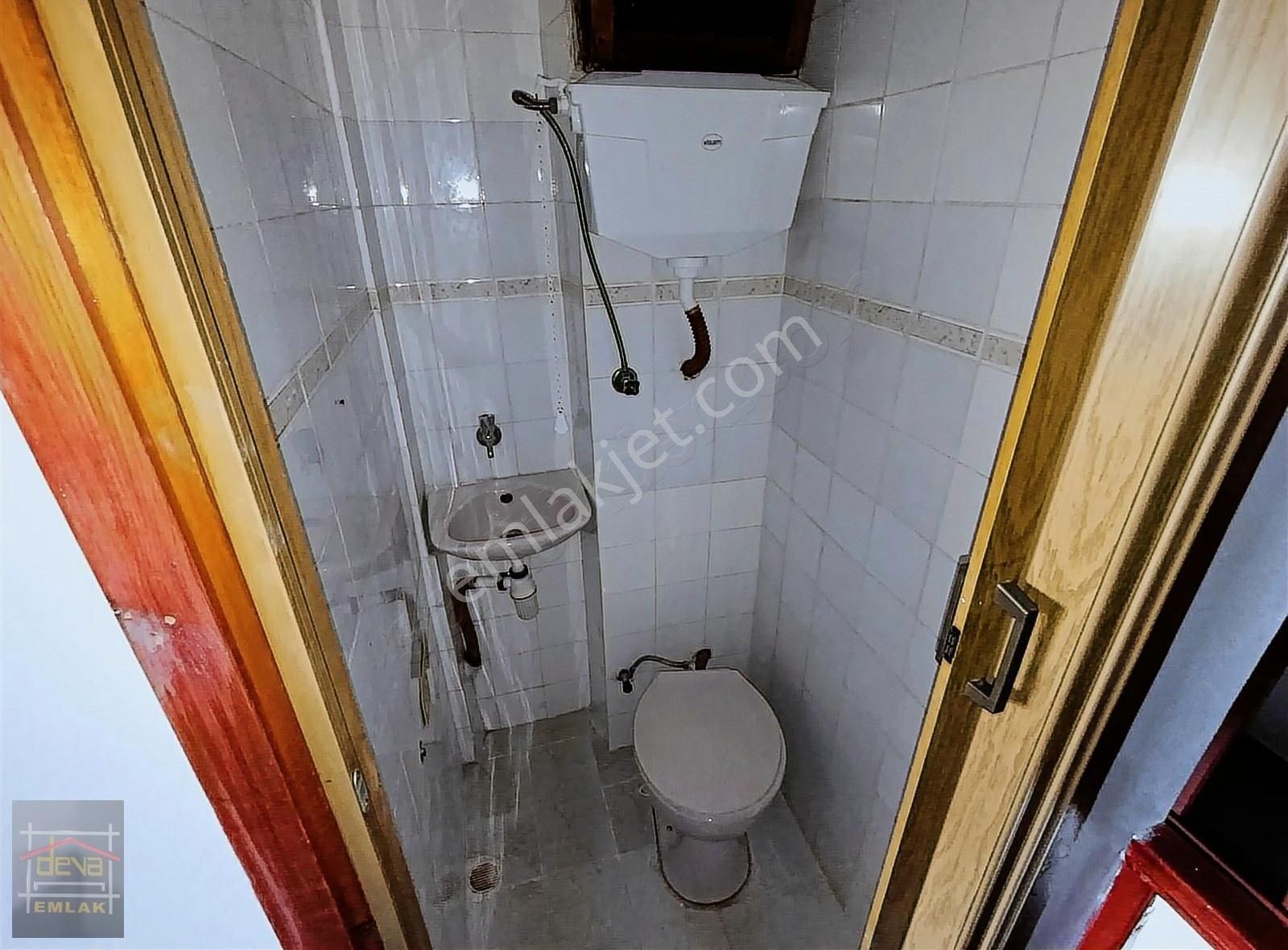 Üsküdar Murat Reis Marmaraya Yakın Kiralık Daire Devadan Çevik Kuvvete 5 Dk Çift Cephe Balkonlu 3+1 120m2 Dublex