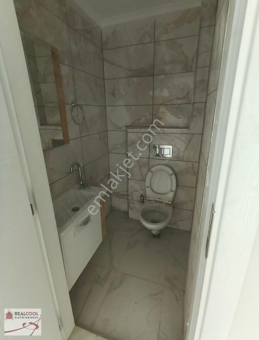 Manavgat Ilıca Satılık Daire Ilıca Mahallesinde 2.kat Havuzlu Merkezi Bölgede 2+1 Daire