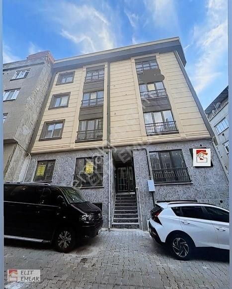 Bayrampaşa Vatan Kiralık Daire Elit Gayrimenkul'den 1,5+1 Memura Kiralık Daire