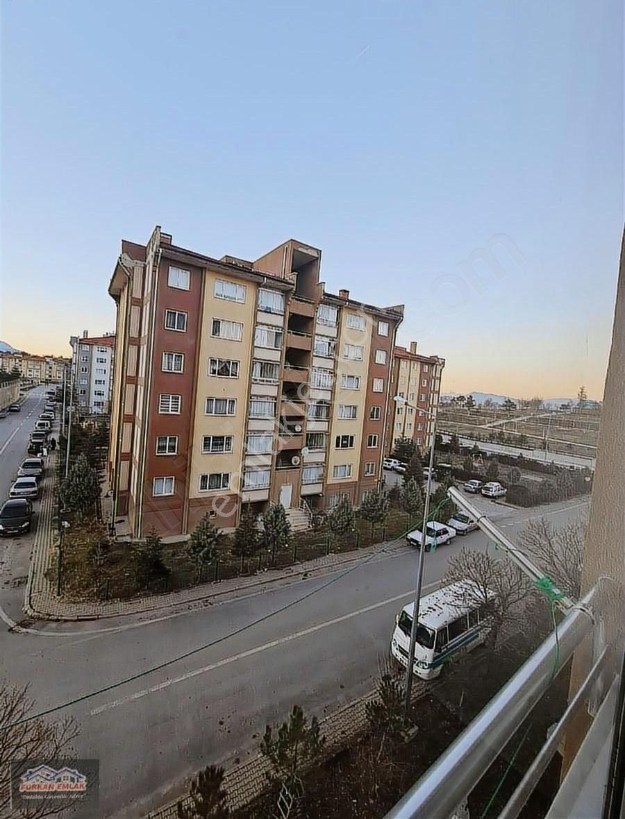 Seydişehir Pınarbaşı Satılık Daire Seydişehir Toki'de 4.kat 3+1 Satılık Daire