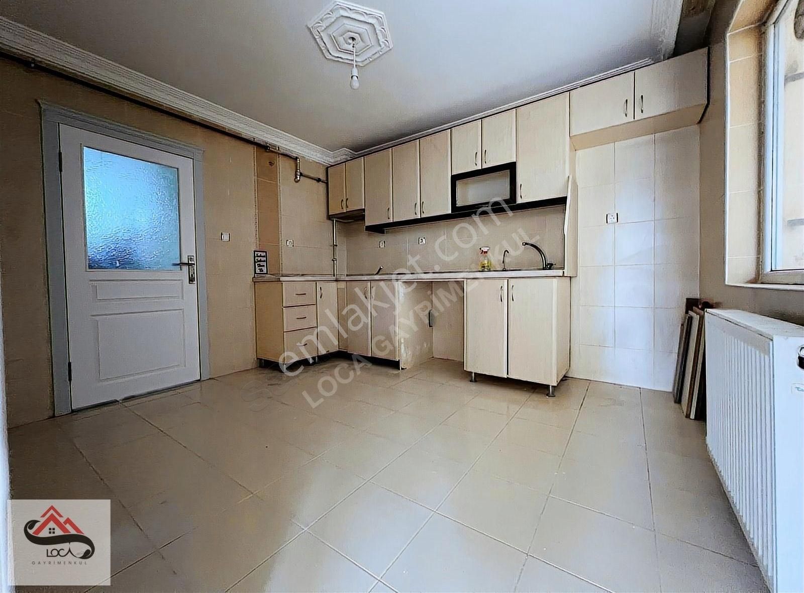 Keçiören Yayla Satılık Daire Yozgat Bulvar Paraleli Harika Lokasyon E.banyolu 140m² 3+1 Daire