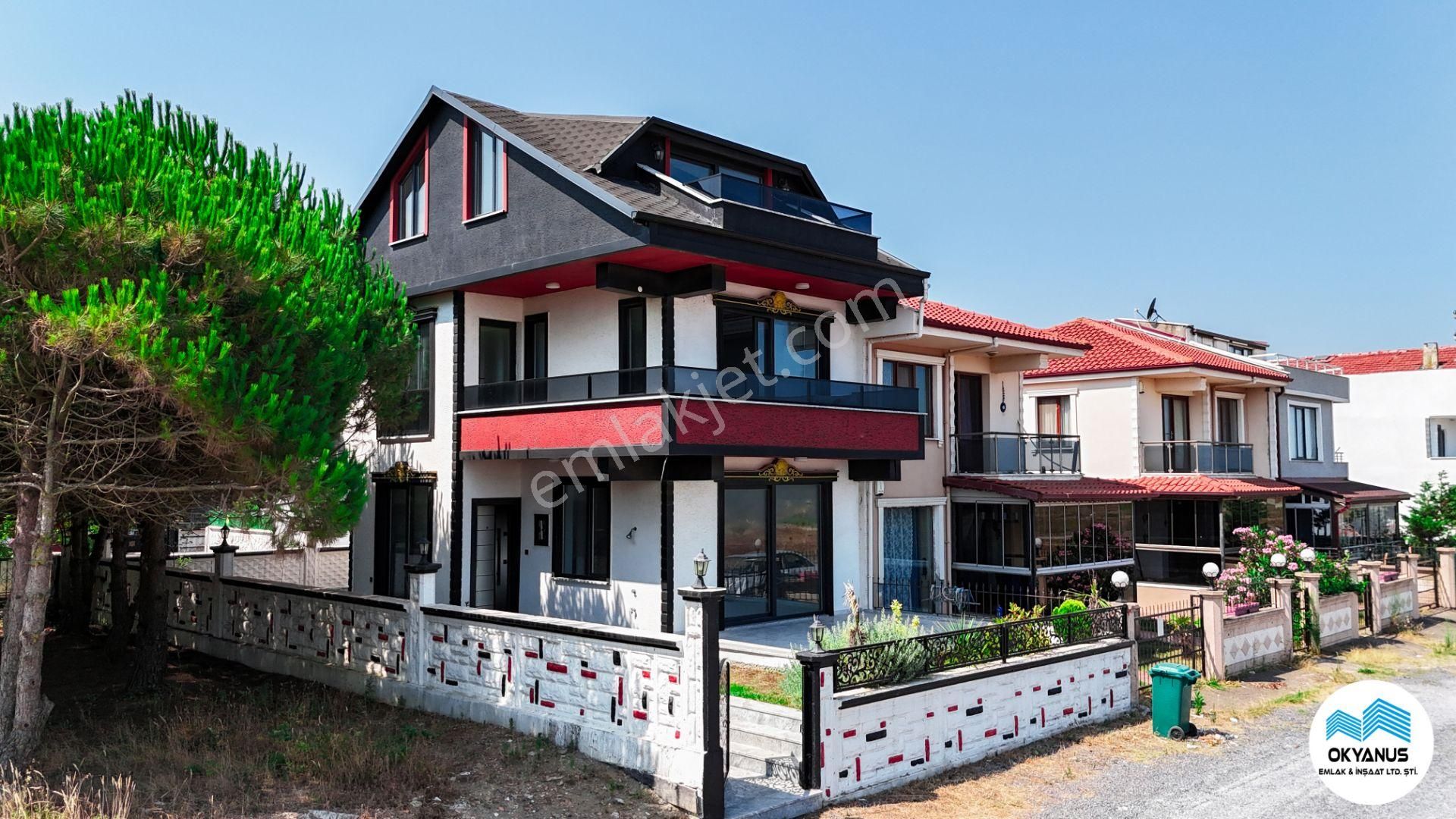Kocaali De "deniz Cenneti: Nefes Kesici Manzaraya Sahip 4+1 Müstakil Villa"