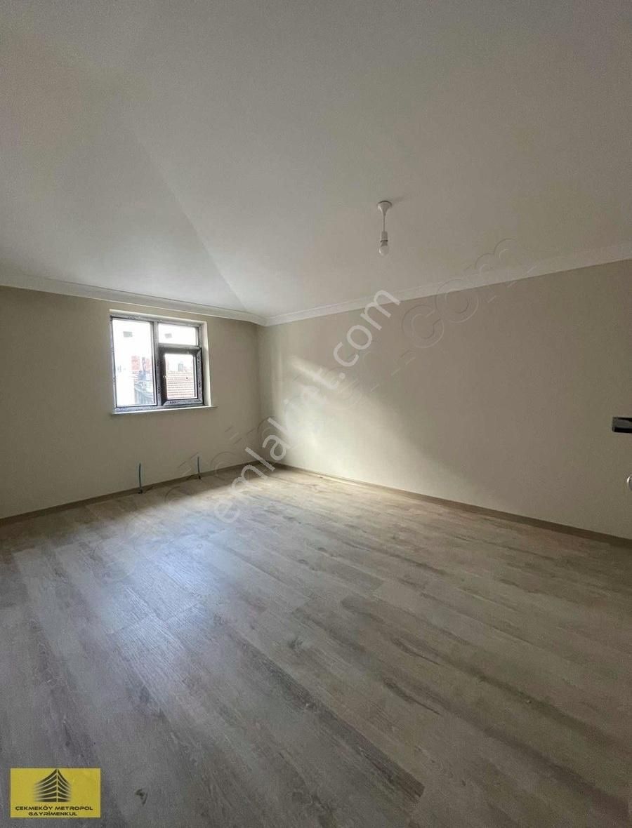 Çekmeköy Cumhuriyet Kiralık Daire Metropol'den Çekmeköy Cumhuriyet Mah. Kiralık Teraskat 2+1 Daire