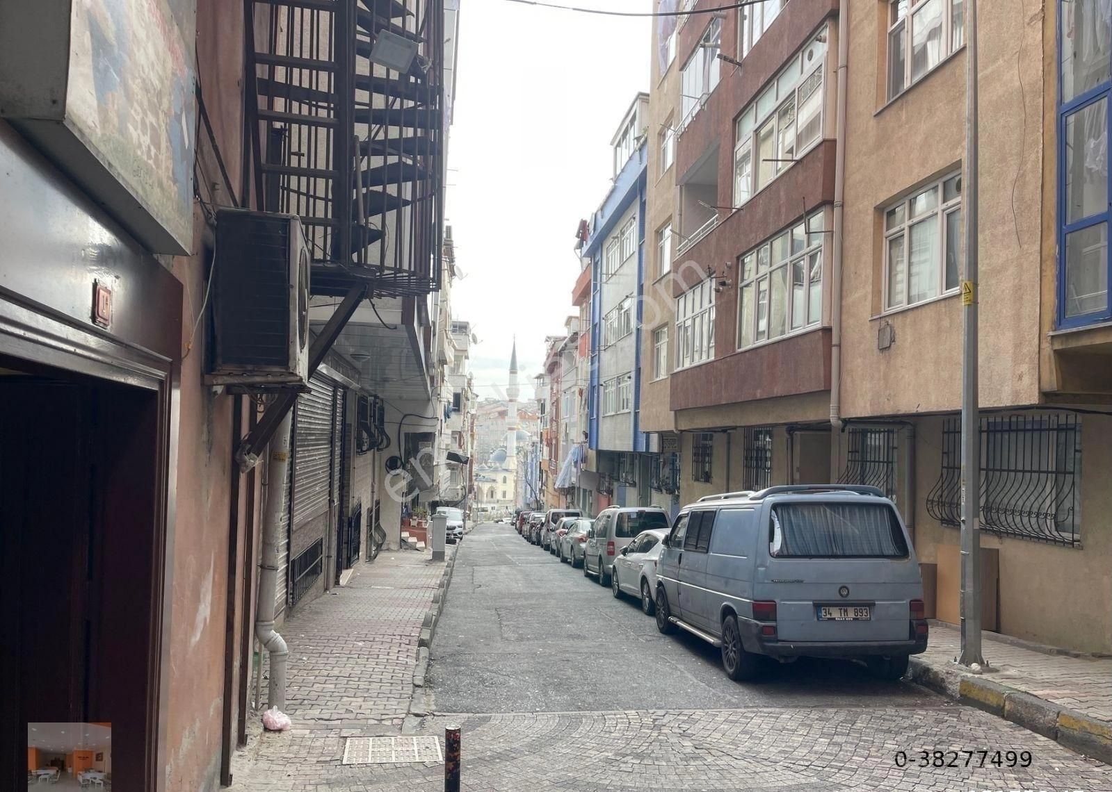 Tatlılar Gayrimenkul'den Bağcılar Kapalı Cadde Üzeri Yürüyüş Yolunda Satılık Bina - Görsel 10