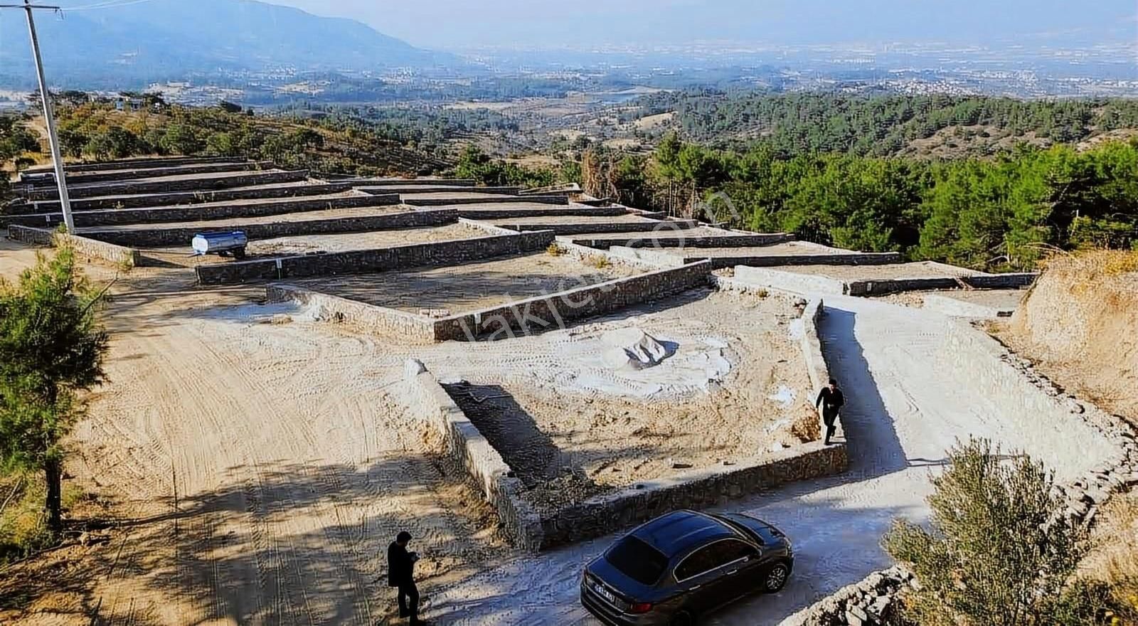 Kemalpaşa Yukarıkızılca Merkez Satılık Tarla Acill Satılık