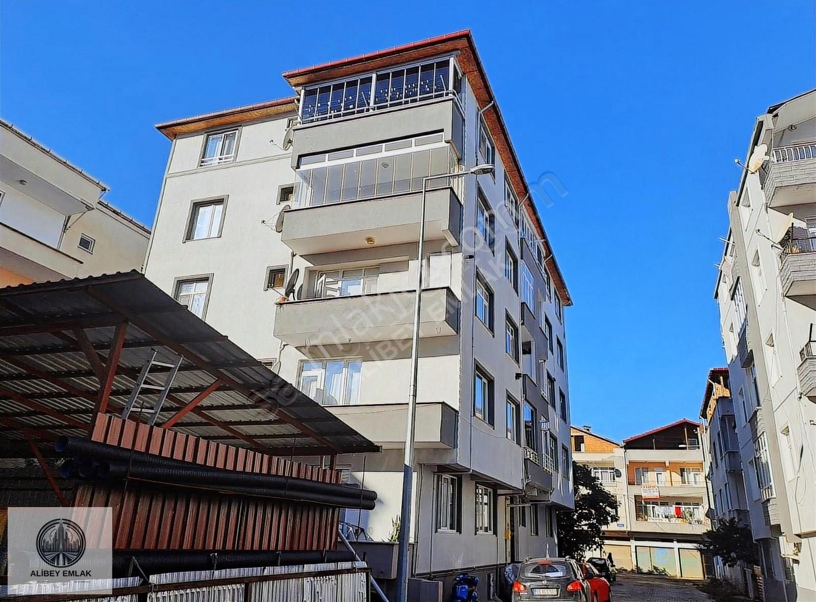 Terme Yeni Satılık Daire Alibey'den Terme Y.mah.de Satılık Arakat 150m2 3+1 Daire