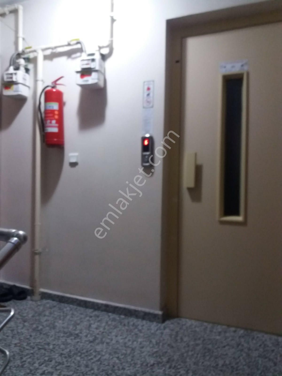 Bahçelievle'de 11 Yıllık Binada Asansörlü Satılık 4+1 Dublex Daire - Görsel 28