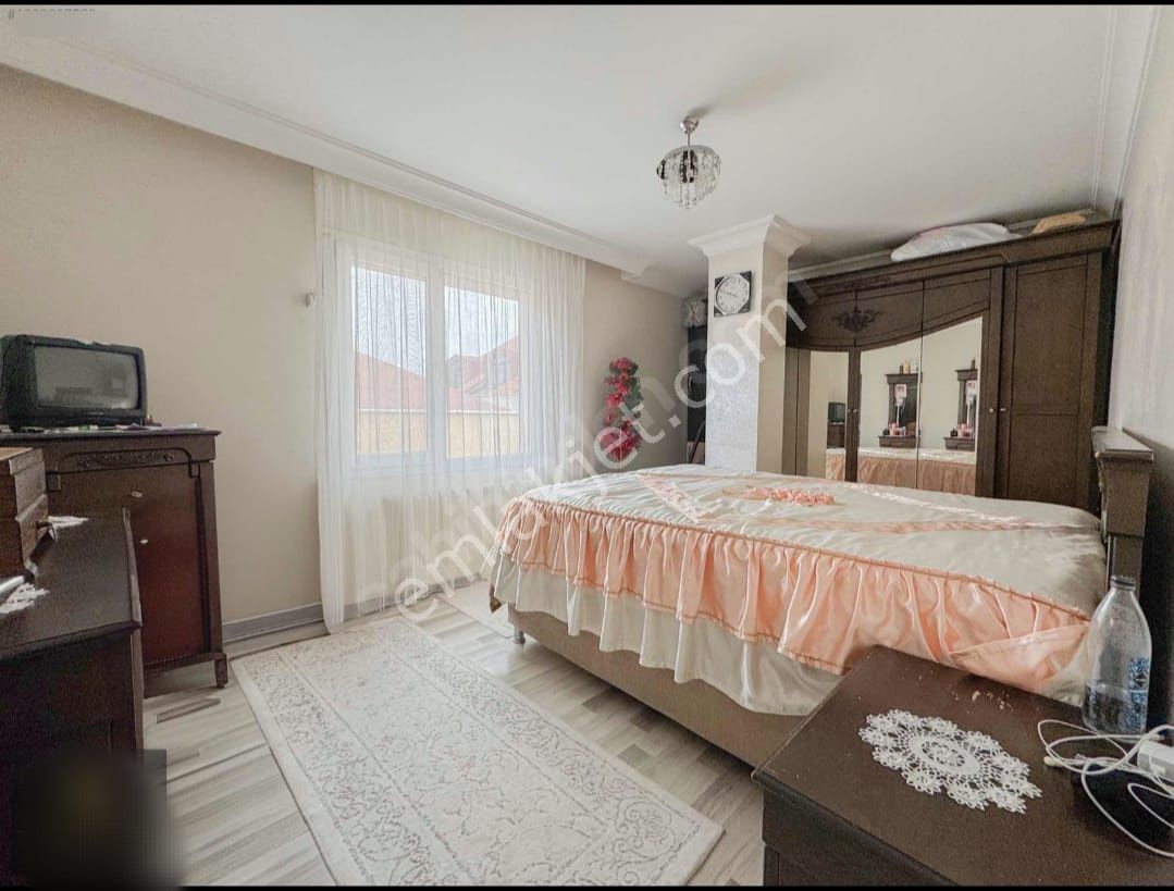 Bahçelievle'de 11 Yıllık Binada Asansörlü Satılık 4+1 Dublex Daire - Görsel 13