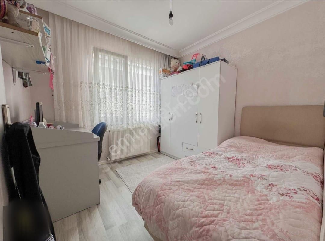 Bahçelievle'de 11 Yıllık Binada Asansörlü Satılık 4+1 Dublex Daire - Görsel 15