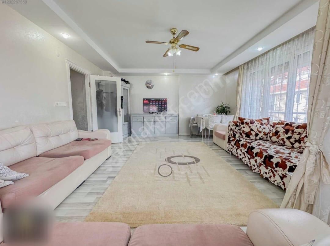 Bahçelievle'de 11 Yıllık Binada Asansörlü Satılık 4+1 Dublex Daire - Görsel 3