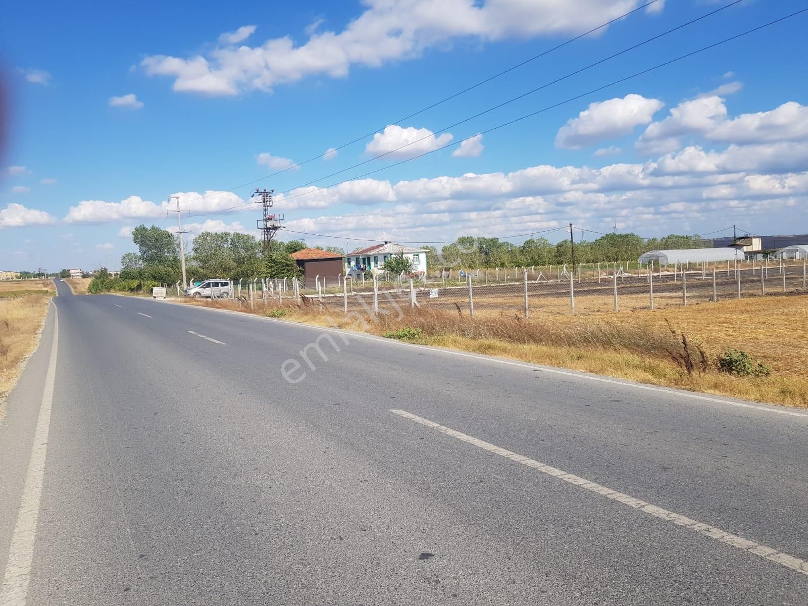 Silivri Gazitepe Satılık Tarla Kaçırmayın! Silivri Gazitepe'de Yatırıma Uygun Arsa!