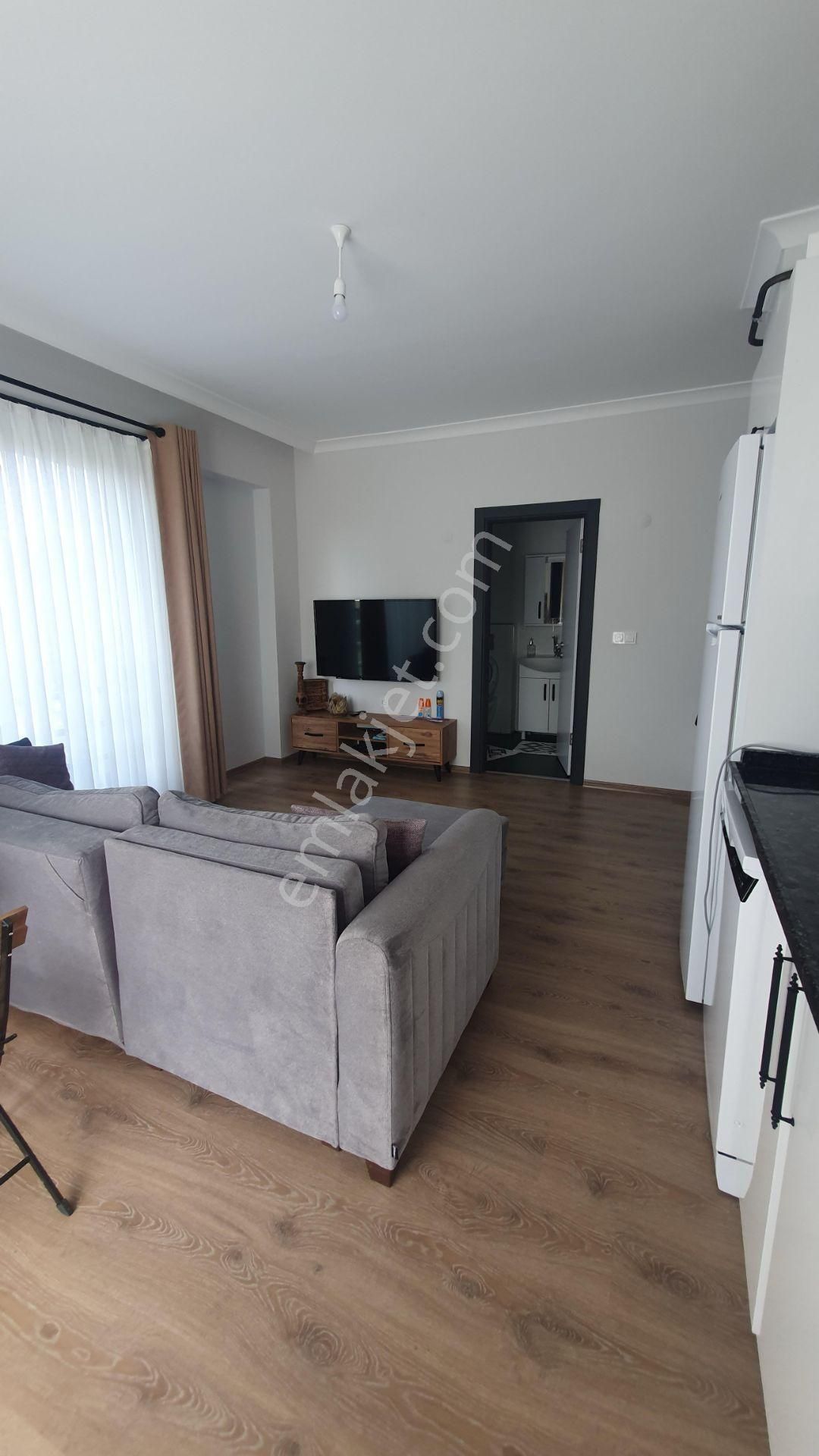 Delux'den Kumbağ Mah.'de Full Eşyalı Satılık Bahçekatı 1+1 Daire - Görsel 6