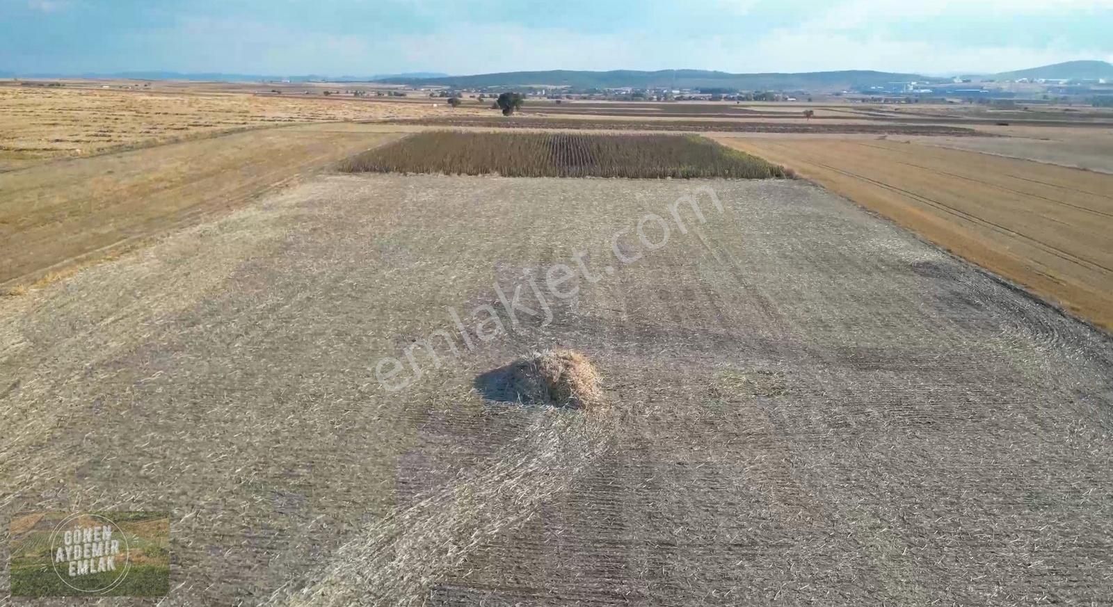 Gönen Buğdaylı Satılık Tarla 3 Osb Arasında Asfalta Yakın 8.050 M2 Değerli Tarla