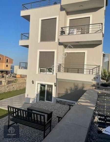 Karaburun Mordoğan Satılık Villa İzmir Karaburun Mordoğan'da Fourlex 180 M2 Satılık Villa