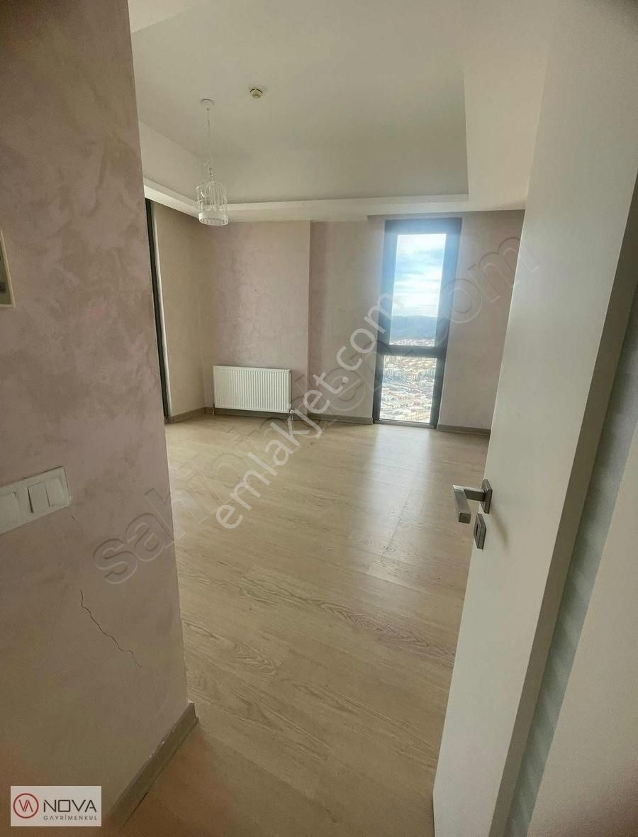 Ataşehir Küçükbakkalköy Satılık Residence Novadan Brandıumda Satılık 3+1 Boş Satılık Daire