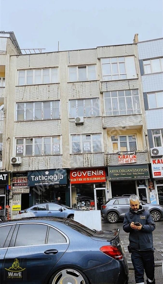 Melikgazi Cumhuriyet Kiralık Daire Wave Gayrimenkul'den Bankalar Cad. 3+1 135m2 Kiralık Daire...