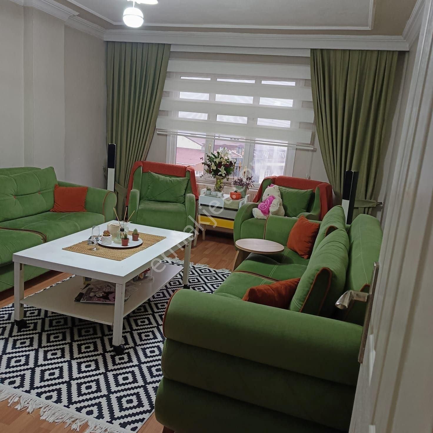 Grv Emlaktan Zübeyde Hanım Mahallesinde Satılık 2+1 90 M2 3. Kat Daire