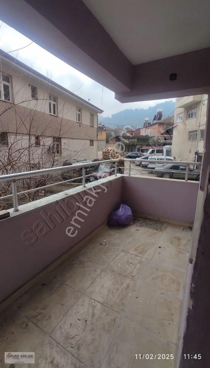 Yayladağı Kurtuluş Satılık Daire Oflaz Emlak'tan Satılık Yayladağı Merkezde 3+1 Daire