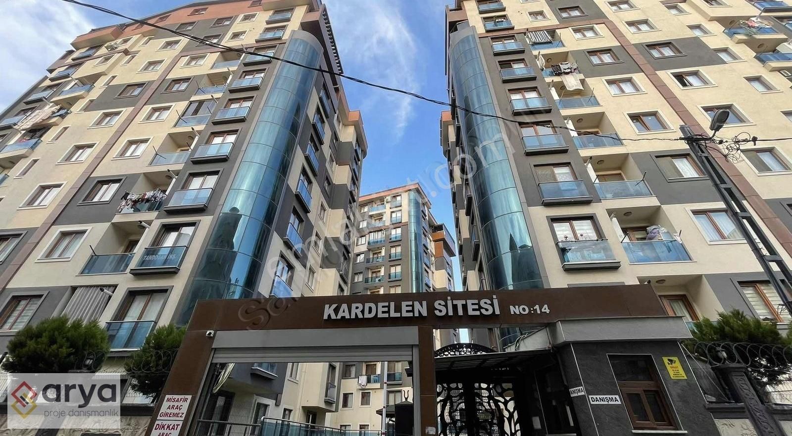 Pendik Kavakpınar Satılık Daire Pendik Kavakpınar'da Kardelen Sitesinde Satılık 3+1 Daire