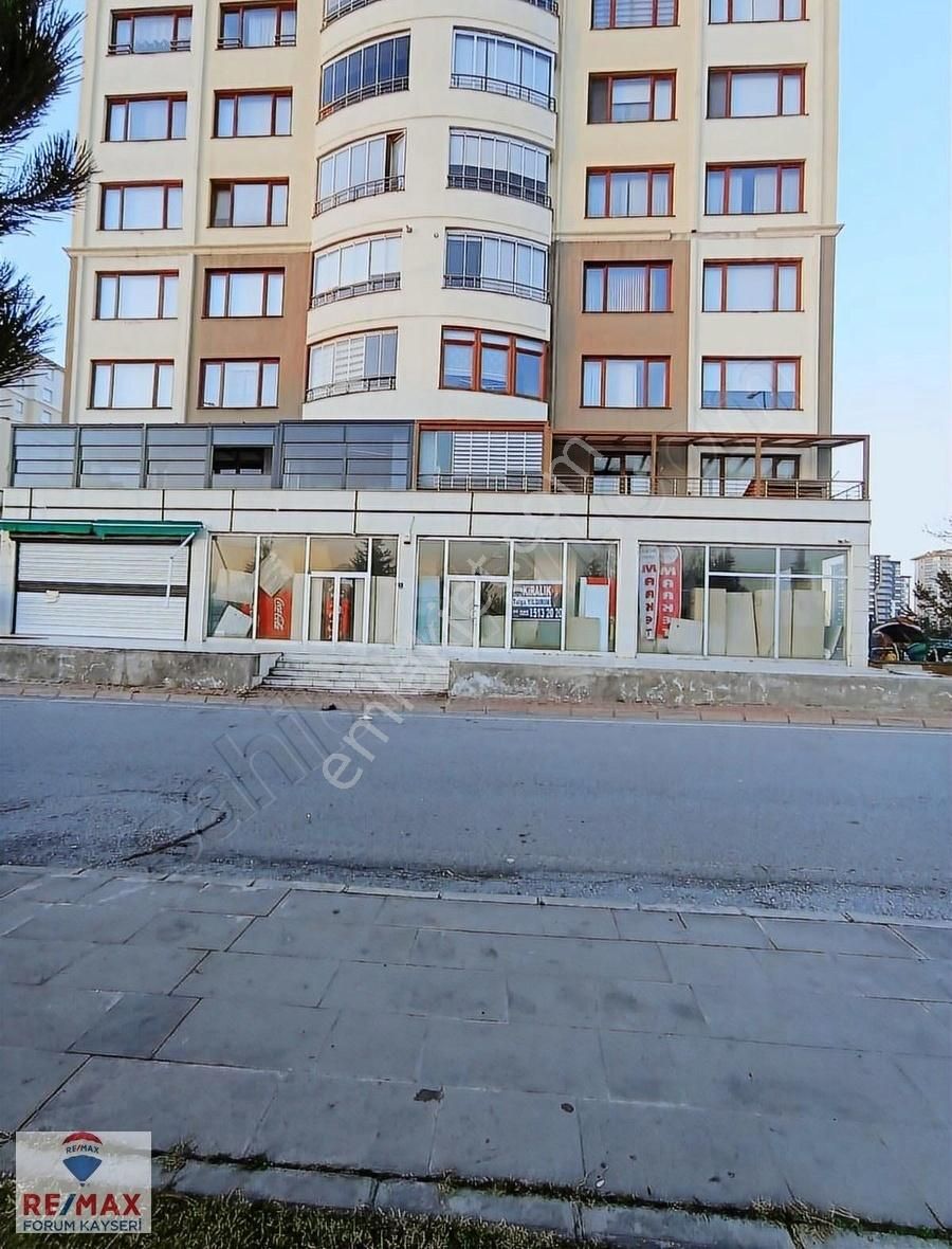 Melikgazi Yıldırım Beyazıt Kiralık Dükkan & Mağaza Y.beyazıt Mah. Hulusi Akar Blv. 400 M2 Kiralık Dükkan Dron Çekim