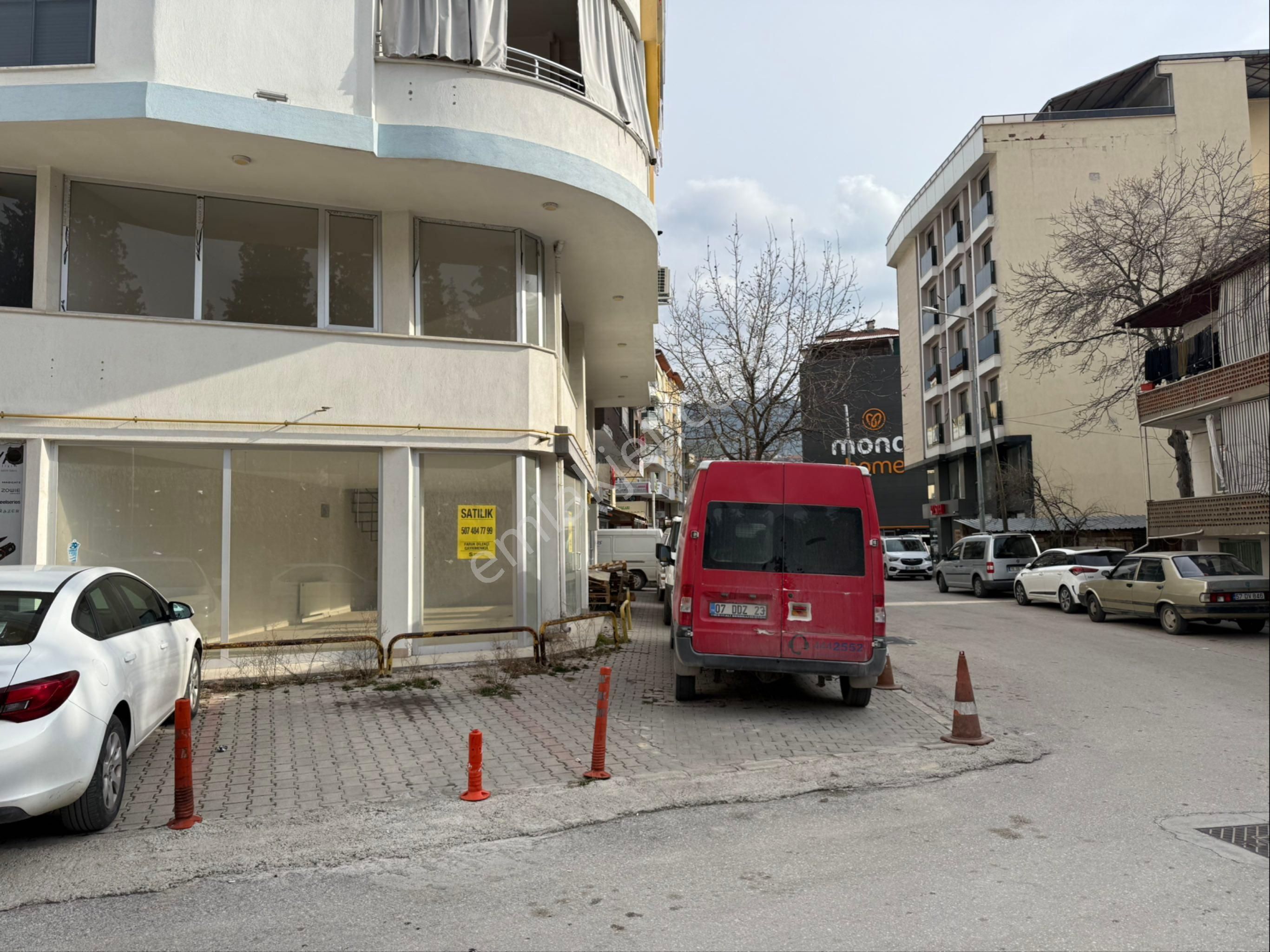 Bucak Oğuzhan Satılık Dükkan & Mağaza Bucak Merkezde Sahibinden Dükkan