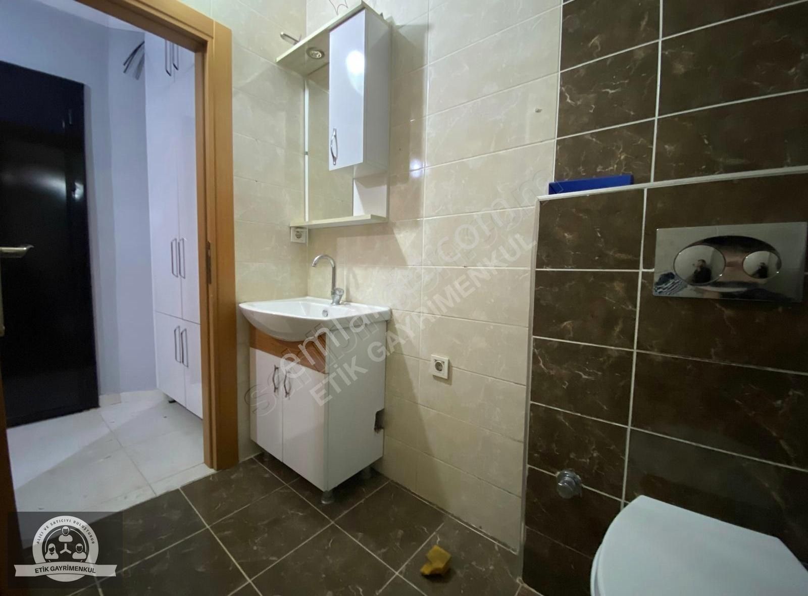 Sancaktepe Fatih Kiralık Daire Fatih Mah. Düzlük Konumda Geniş&balkonlu 4+1 Ters Dubleks Daire