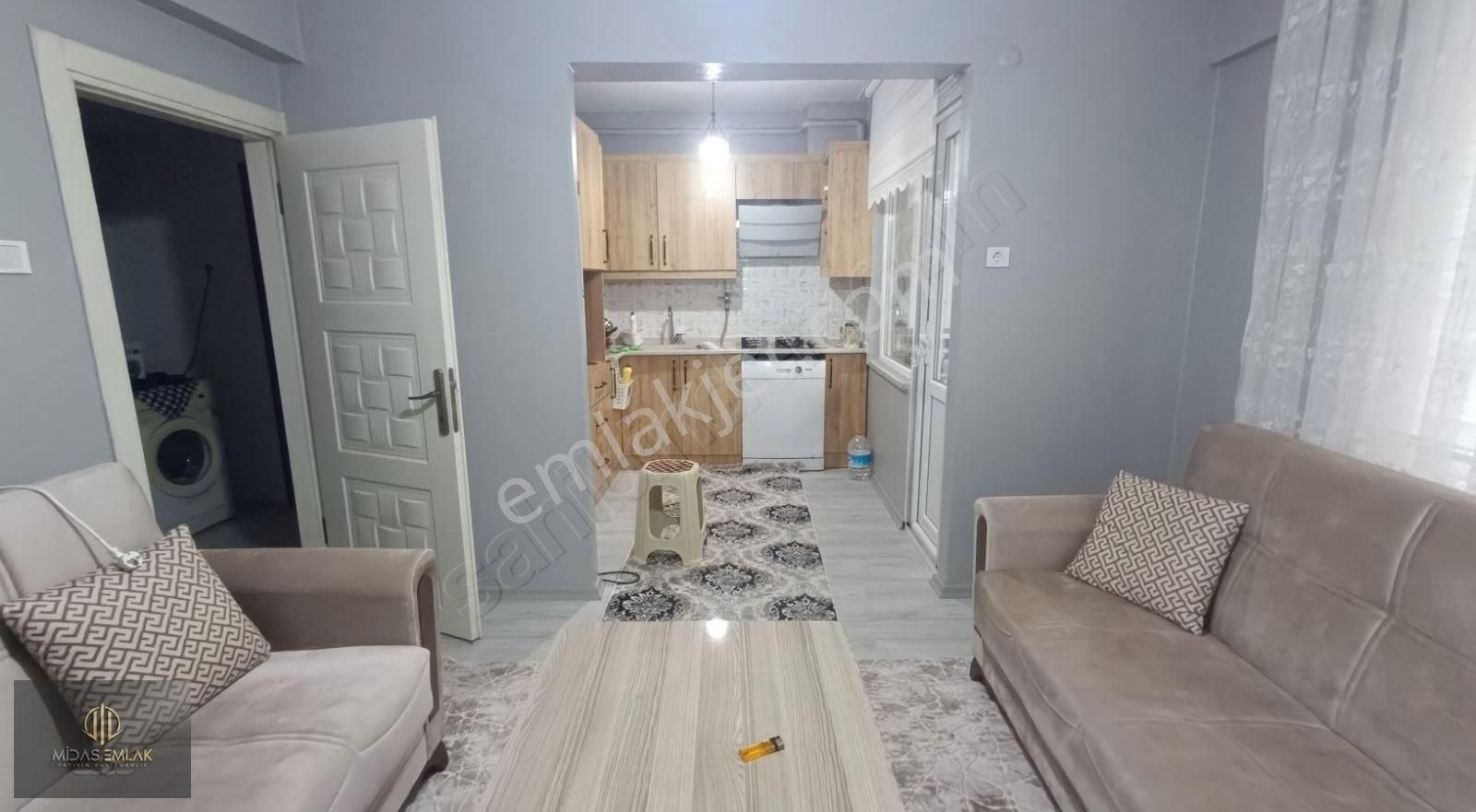 Bulancak İhsaniye Kiralık Daire Full Eşyalı Kiralık 3+1 Daire Midas Emlak Danısmalık