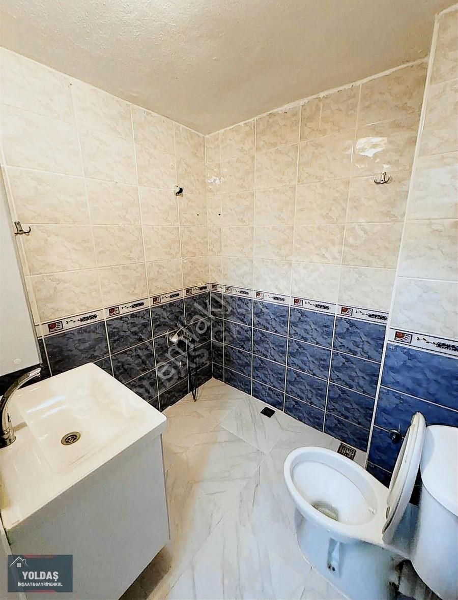 Sultangazi 75. Yıl Kiralık Daire Yoldaş İnşaat'tan Kiralık 2+1 90m2 Yüksek Giriş Temiz Daire