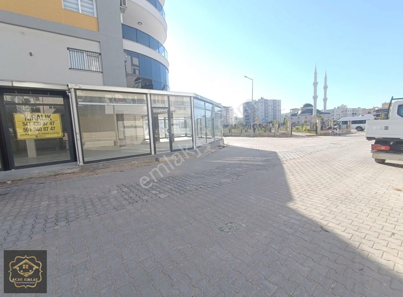 Nusaybin 8 Mart Kiralık Ofis Acar Emlaktan 8 Mart Mah Doğanlife Sitesinde 80m2 İşyeri Ofis