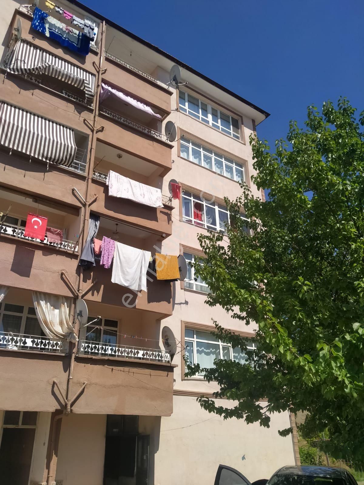 Kırıkkale Merkez Yaylacık Satılık Daire Kırıkkale Merkez Yaylacıkta Satılık 3+1 130 M2 Ara Kat Daire