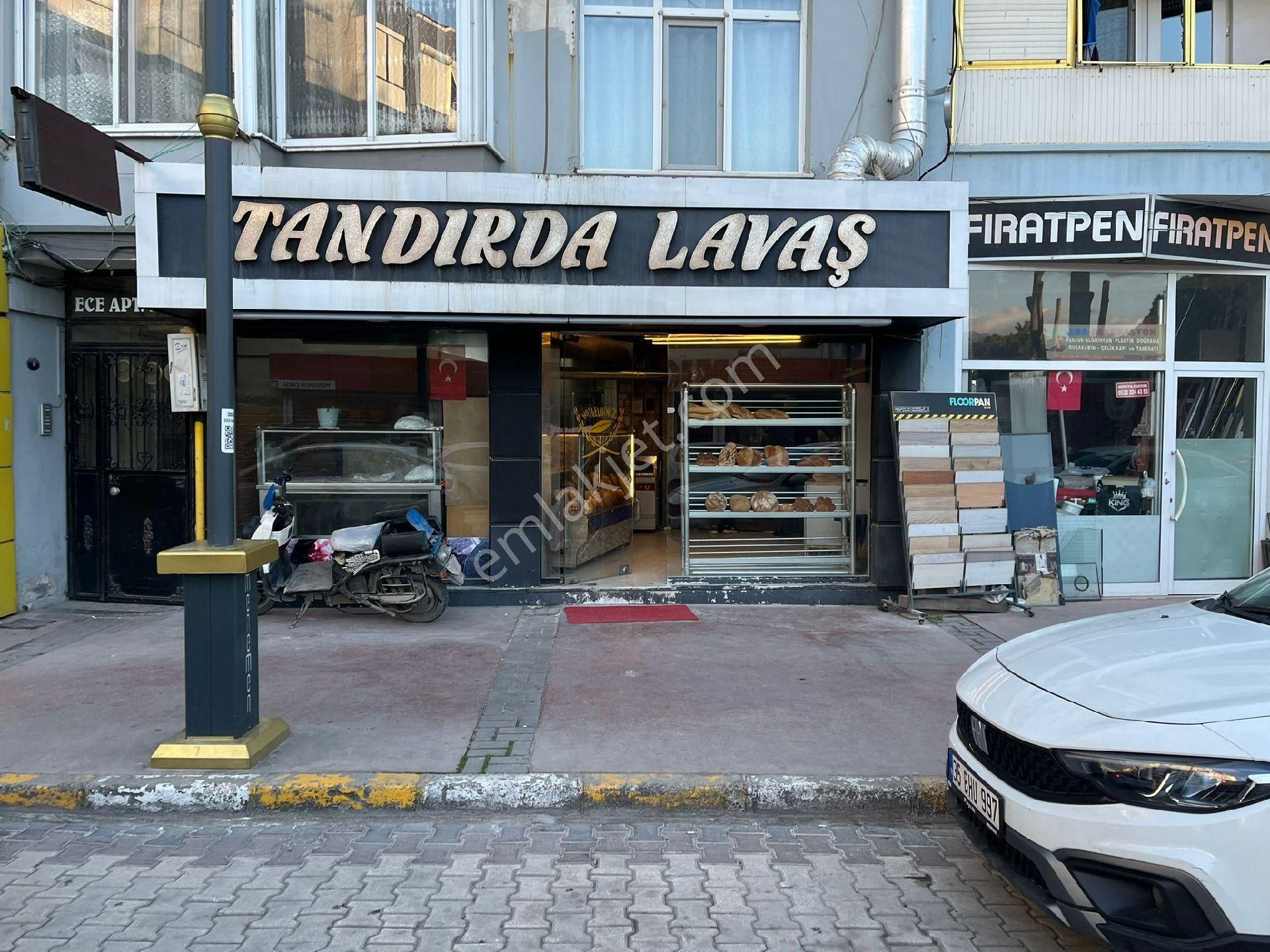 İzmir Menemen Satılık Dükkan & Mağaza İzmir Menemen Merkezde Fırın Ruhsatlı Dükkan