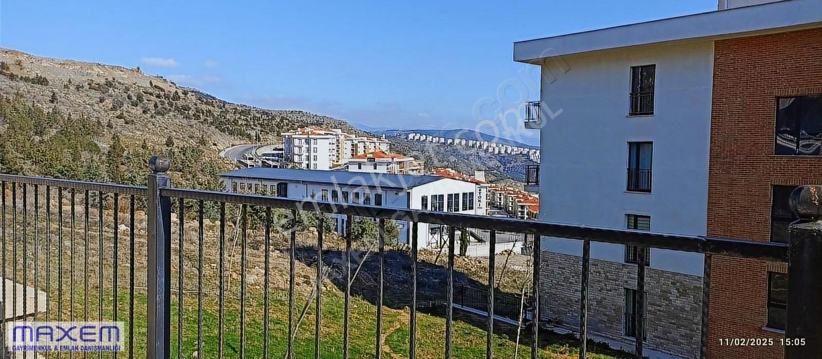 Bayraklı R. Şevket İnce Kiralık Dükkan & Mağaza Bayraklı Toki Konutları 5.etap 3.kısımda Kiralık Dükkan