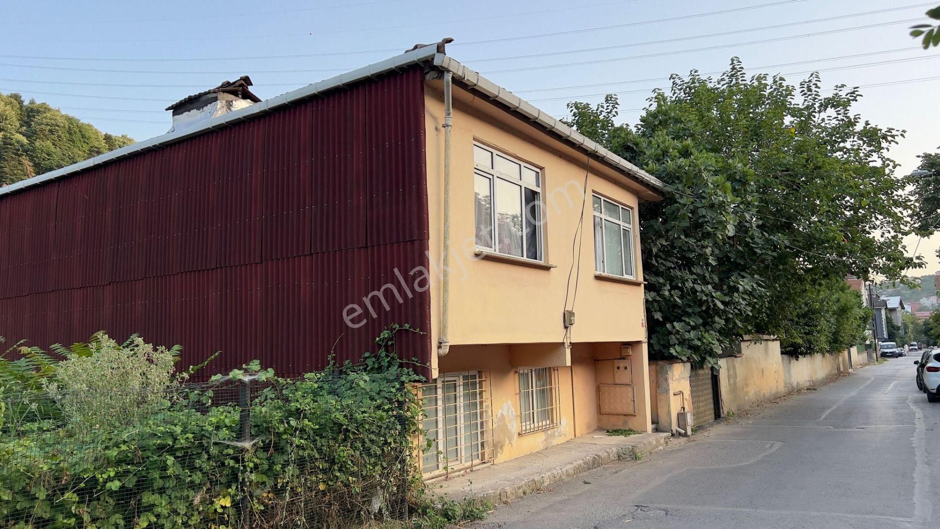 Beykoz'da Müstakil Evli Satılık 960.m2 Arsa - Görsel 18